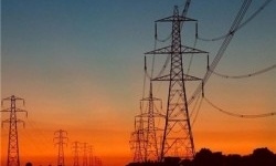 مدیر دفتر مدیریت انرژی شرکت برق منطقه‌ای خوزستان خبر داد؛ افزایش 3.7 درصدی پیک شبکه برق خوزستان در تابستان 94