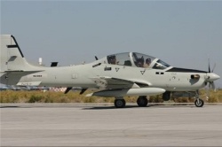 هواپیماهای ارتش افغانستان مواضع طالبان در قندوز را بمباران کردند