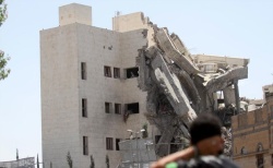 بمباران محل استقرار پزشکان در حجه/ حمله به عدن و صنعاء