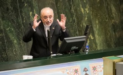 صالحی در صحن مجلس: والله درمسئله هسته‌ای توقف و کندی درکار نیست