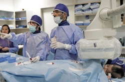 معاون درمان دانشگاه علوم پزشکی اهواز: سه دستگاه آنژیوگرافی برای بیمارستان‌های اهواز خریداری شد