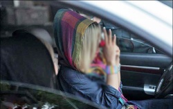 دادستان عمومی و انقلاب خوزستان : خودروي زنان بي حجاب به پاركينگ مي رود