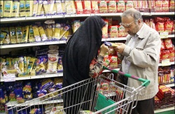نایب رئیس اتاق اصناف ایران : قیمت‌گذاری لحظه‌ای تخلف است