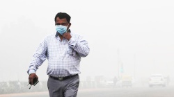 شاخص آلودگی در تهران و اصفهان با خوزستان زمين تا آسمان فرق مي كند ؛ فعاليت ادارات و مدارس از سلامت مردم مهمتر است