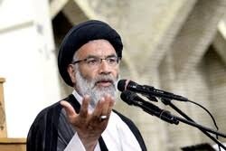 نماینده ولی فقیه در خوزستان : مشكلات كشور بخاطر عمل نكردن به دستورات قرآن است