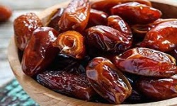 دبیر اتحادیه صادرکنندگان خشکبار : عوارض به صادرات خرما تیشه به ریشه تجارت خرما می‌زند