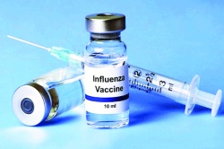 مدیر نظارت بر داروی علوم پزشکی اهواز : واکسن آنفلوآنزا هنوز  تحویل داروخانه‌ها نشده است
