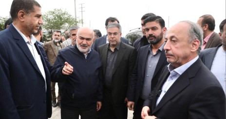 معاون عمرانی وزیر کشور در مراسم افتتاحیه چندین پروژه عمرانی و خدماتی : شهردار آبادان خوشبختانه شرایط خوبی را در این شهر فراهم کرده است