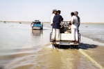 عليرغم گذشت 5 ماه از سيلاب خوزستان ؛   زندگي سيل زدگان اسفناک است