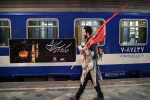 روزانه ۱۲ قطار برای تردد زائران وارد خرمشهر می‌شود