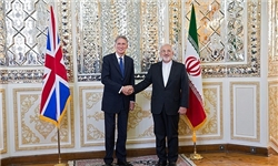 خبرگزاری فارس: معاون هاموند: بازگشایی سفارت انگلیس در ایران به معنای دست کشیدن از متحدان عرب نیست خبرگزاری فارس: معاون هاموند: بازگشایی سفارت انگلیس در ایران به معنای دست کشیدن از متحدان عرب نیست