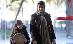 خبرگزاری فارس: «خماری» تکرار فیلمهای دیگر درباره اعتیاد نیست/ ۷۰میلیون مسئول هر فردی هستند که معتاد است خبرگزاری فارس: «خماری» تکرار فیلمهای دیگر درباره اعتیاد نیست/ ۷۰میلیون مسئول هر فردی هستند که معتاد است